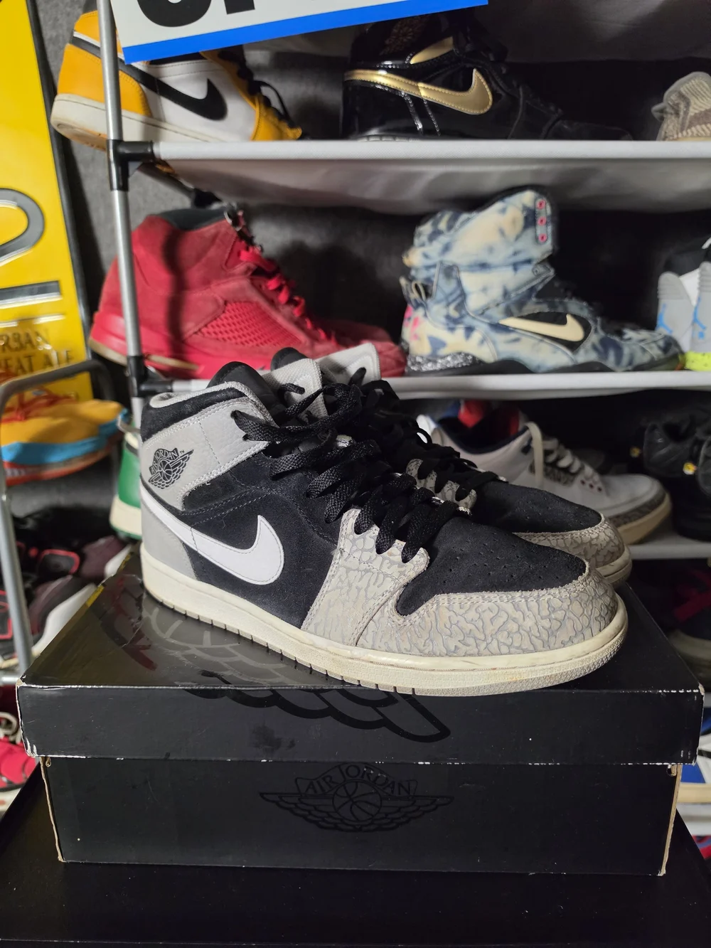 🔥 Nike Air Jordan Elephant Men’s Size 11 Black Gray White High-Top Sneakers